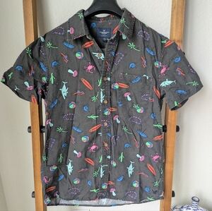 American Eagle Outfitters Men's Gray Shirt with Colorful Print - Size S